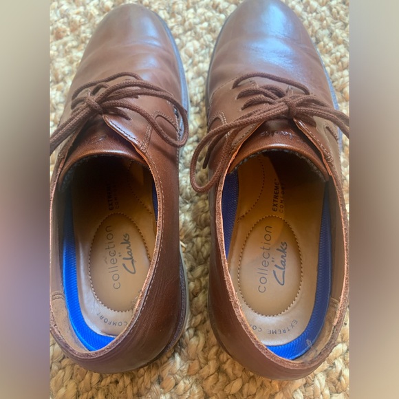 Clarks Malwood Plain Mens Dress Shoes - Picture 2 of 11